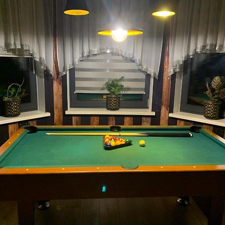 Nadmorski Dom Pod Lasem Villa Mieroszyno Luaran gambar