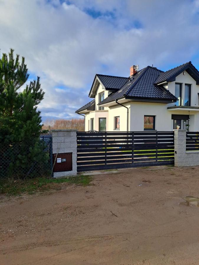 Nadmorski Dom Pod Lasem Villa Mieroszyno Luaran gambar