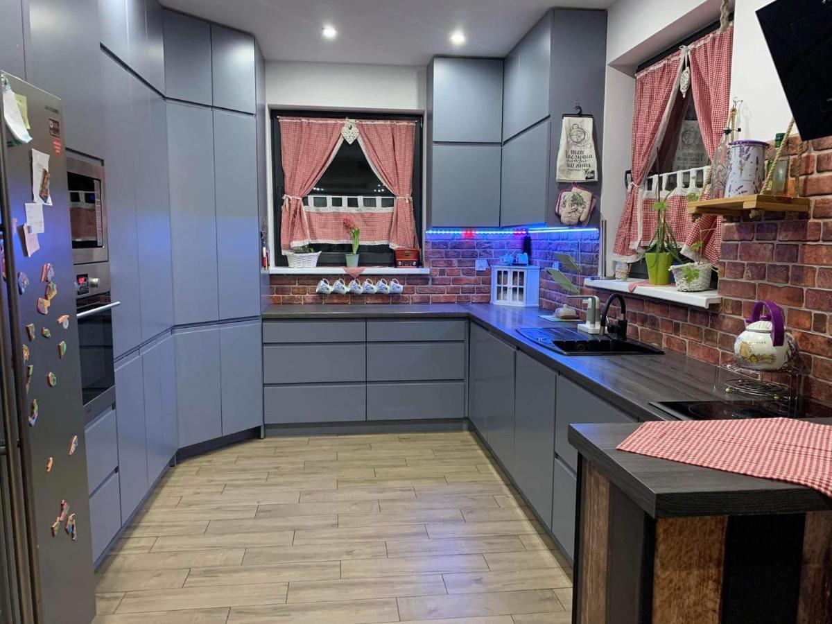 Nadmorski Dom Pod Lasem Villa Mieroszyno Luaran gambar